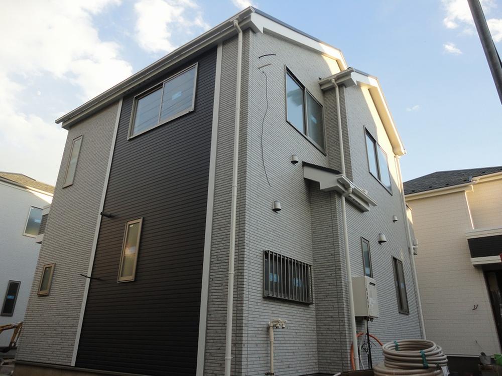 Local appearance photo