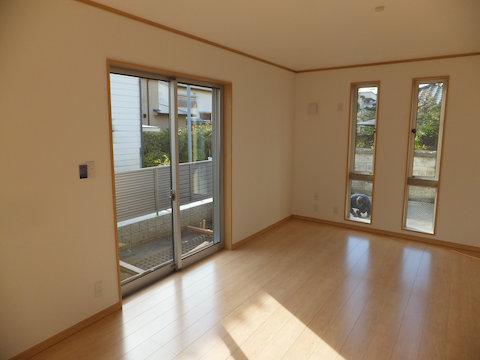 Same specifications photos (living). Living