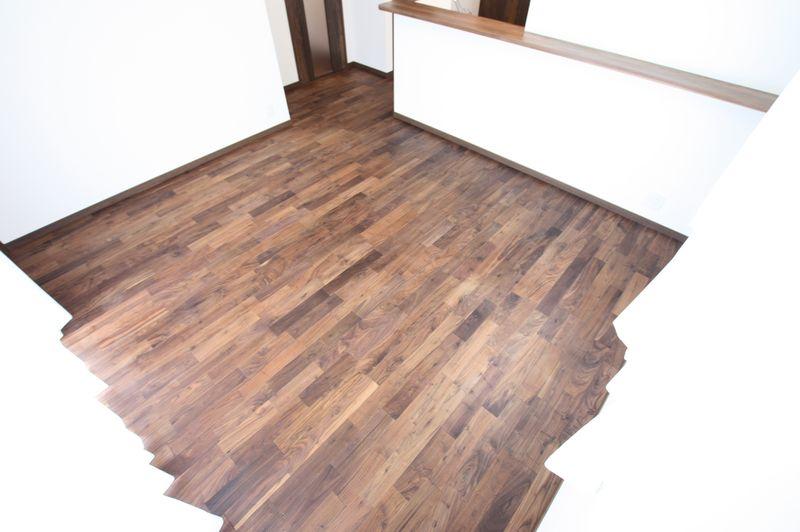 Living. Designer renovation of natural solid wood specification