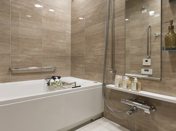 Bathing-wash room.  [bathroom] Bath time to spend leisurely will heal the fatigue of the day.