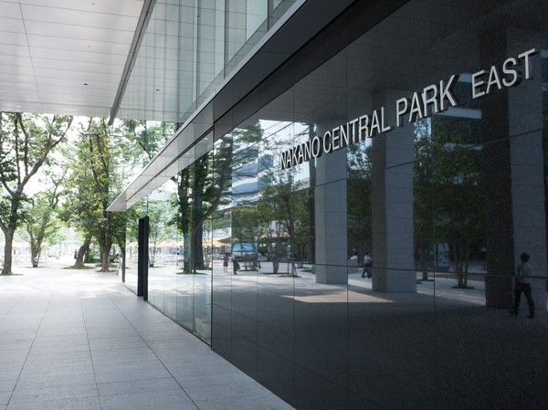 Surrounding environment. Nakano Central Park East building (about 470m ・ 6-minute walk)