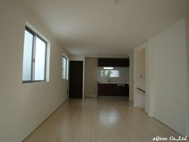 Living. Indoor (11 May 2013) Shooting