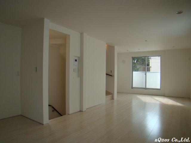 Living. Indoor (11 May 2013) Shooting