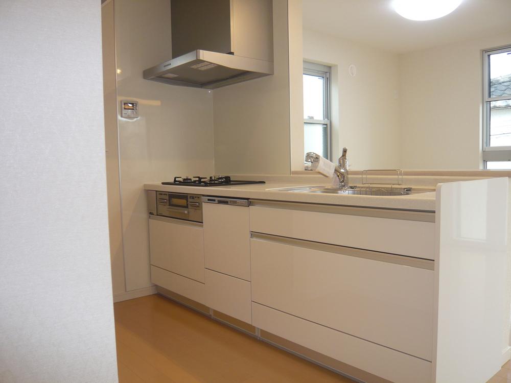 Same specifications photo (kitchen). Same specifications