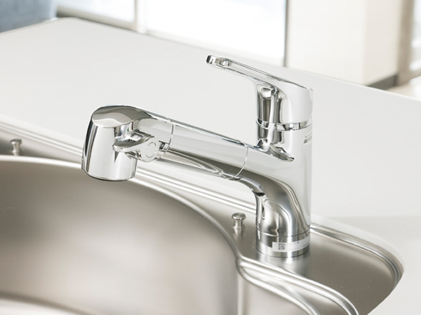 Kitchen.  [Water purifier integrated hand shower faucet] One-touch can be switched of clean water and tap water, Integrated that does not take place. Convenient to sink cleaning because the hose is pulled out.