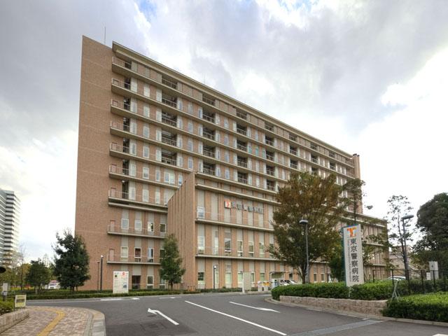 Hospital. 945m to a general incorporated foundation vigilante Association Tokyo Metropolitan Police Hospital