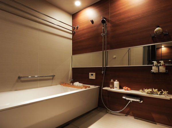 Bathing-wash room.  [Bathroom] In the hope that healing slowly tired of the day, It has adopted a unit bus which was to ensure the size of the room. In with full auto function, It also eliminates the hassle of the bath Shitaku. It is so comfortable at any time be able to bathe at a proper temperature.