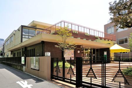 kindergarten ・ Nursery. TakaraSen to school kindergarten 501m