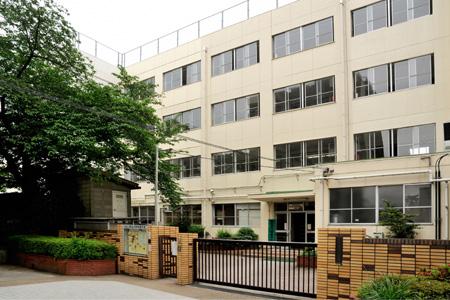 Primary school. Nakano Ward Tashan to elementary school 656m