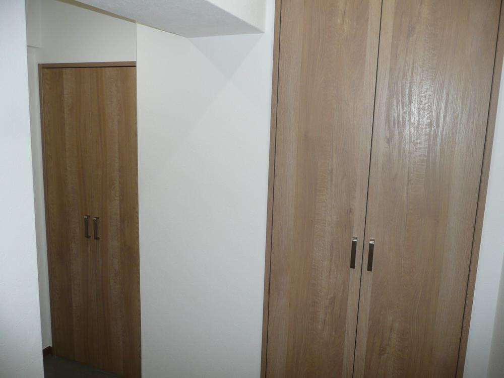 Receipt. Entrance storage