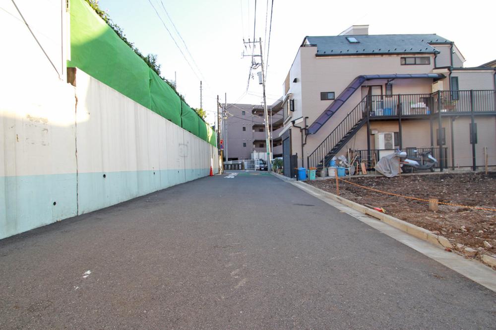 Local photos, including front road. Front road is spacious 5.1m public road. 