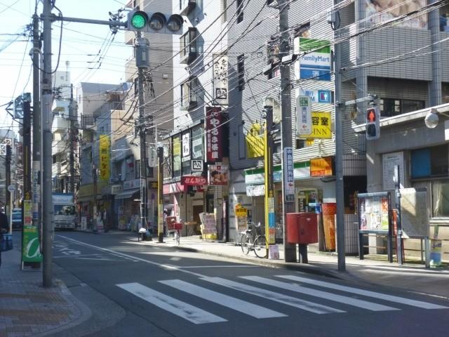 Other local. Nakanoshinbashi Station