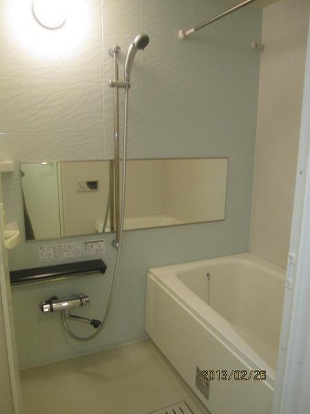 Wash basin, toilet
