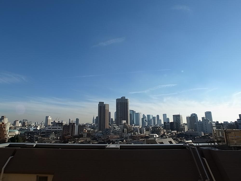 View photos from the dwelling unit. View from the site (December 2013) Shooting