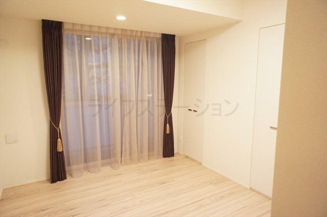 Non-living room. Indoor (December 12, 2013) Shooting