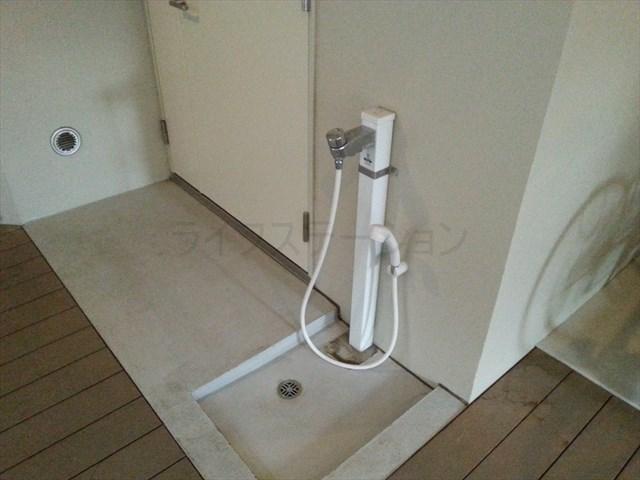 Other common areas. Common areas Pet is foot washing area ☆