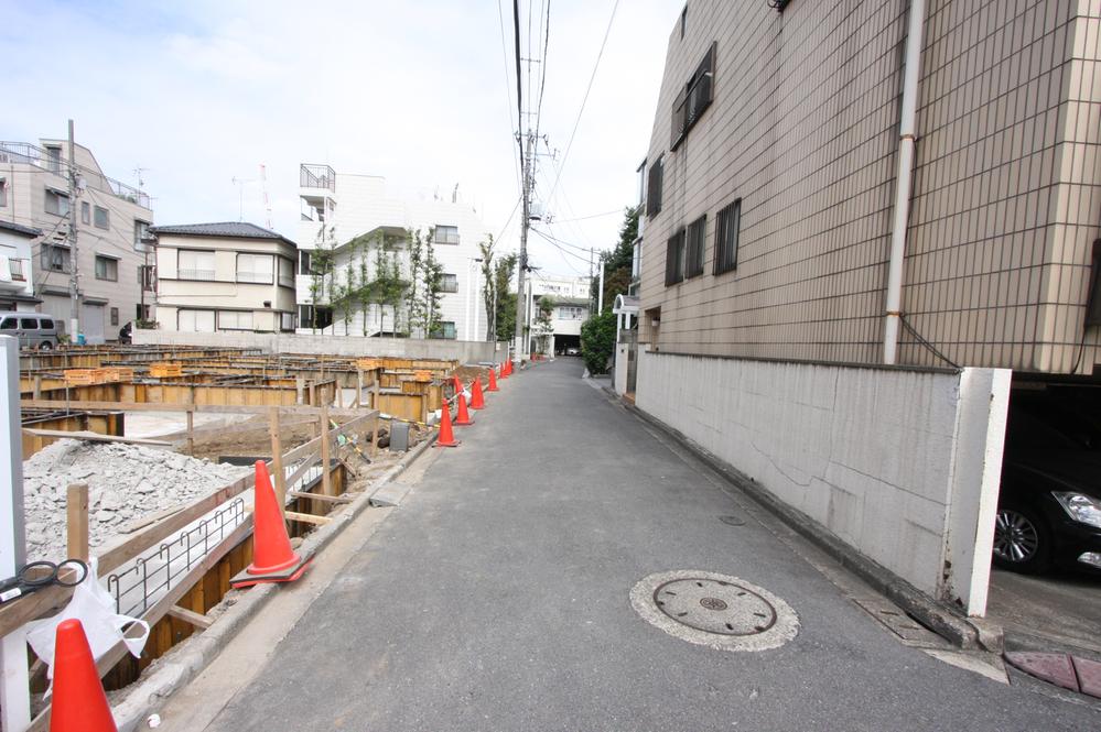 Local photos, including front road. Local (September 2013) foundation work in