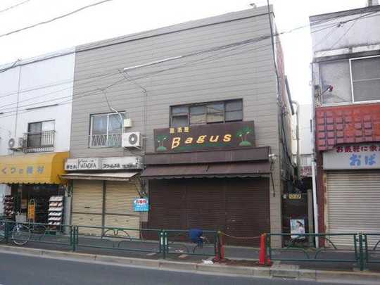 Local land photo. Local photo (vacant lot passing)