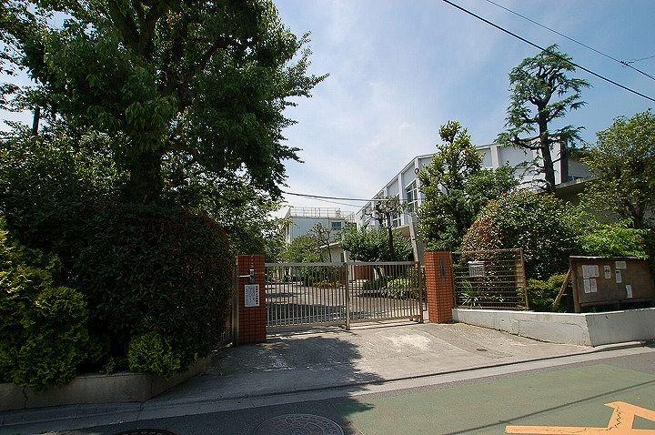 Junior high school. Nakano 1022m to stand fourth junior high school