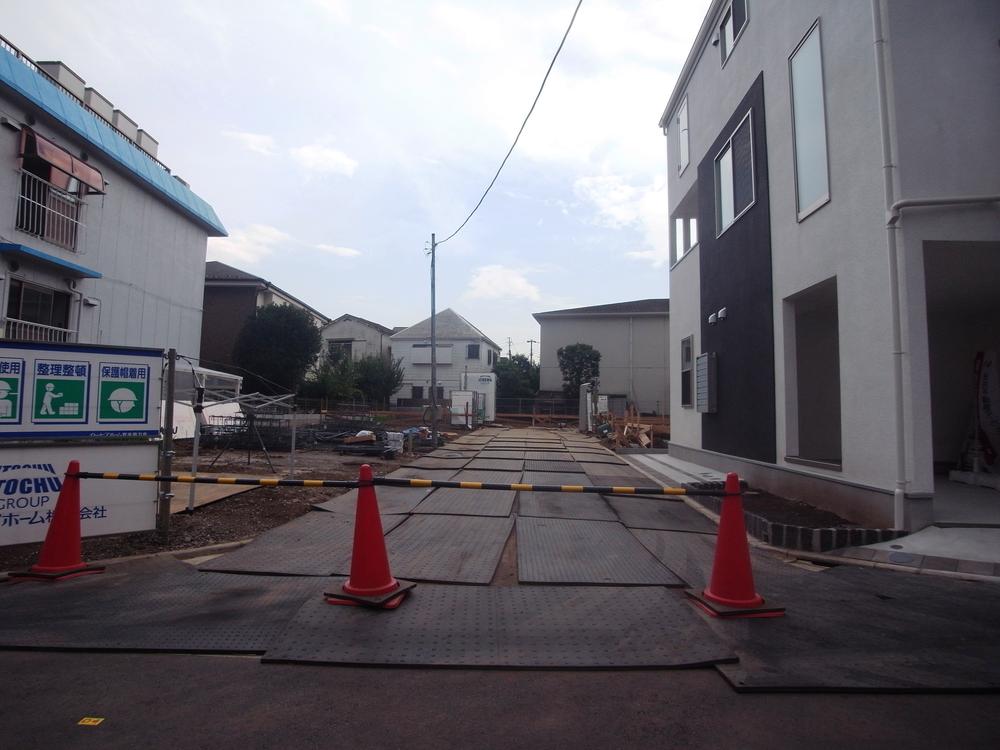 Local photos, including front road. Local (July 2013) Shooting