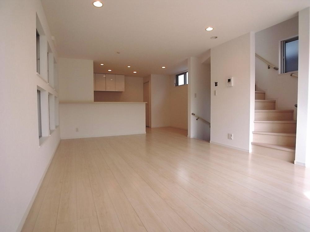 Same specifications photos (living). Living example of construction