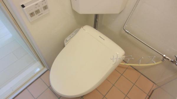 Toilet