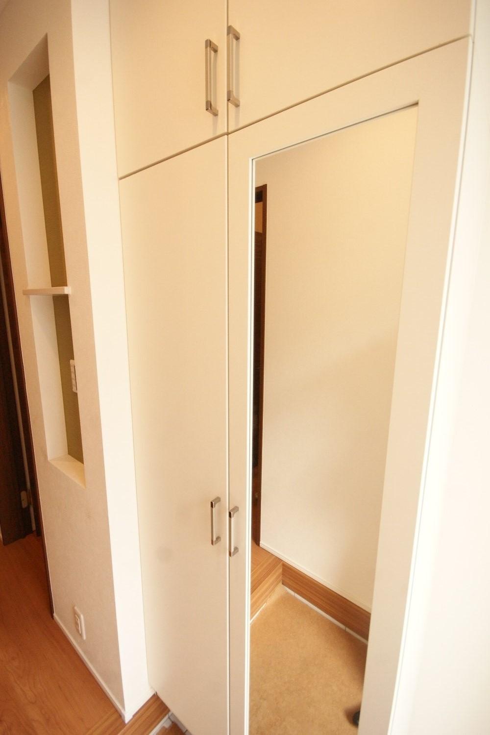 Same specifications photos (Other introspection). And spacious foyer is open, Substantial storage capacity is us with clean production around the entrance. (Example of construction)