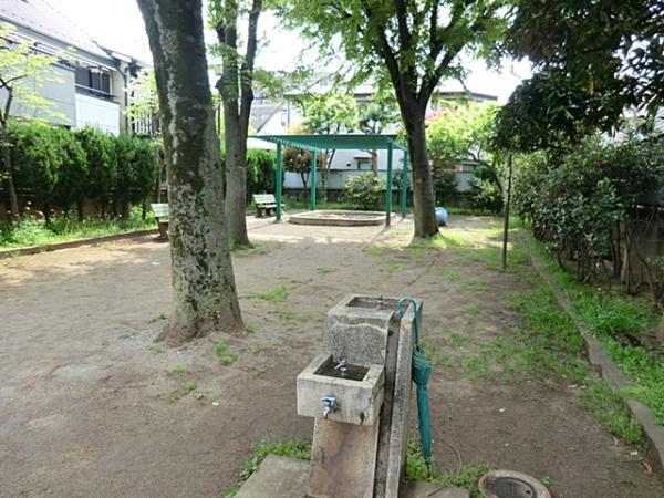 park. 110m until Matsugaoka park