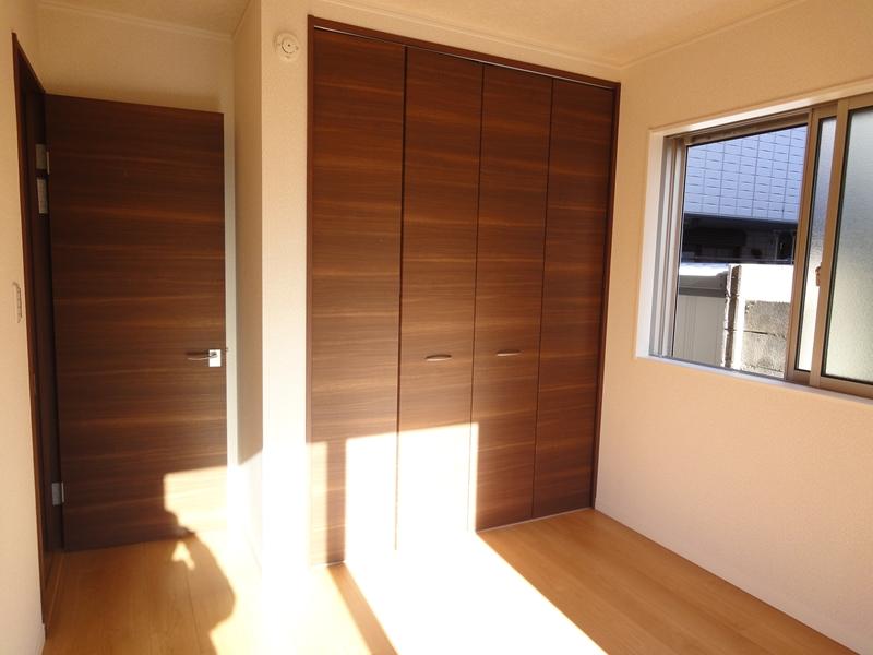 Non-living room. (December 2013) Shooting