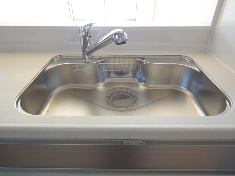 Kitchen. (December 2013) Shooting