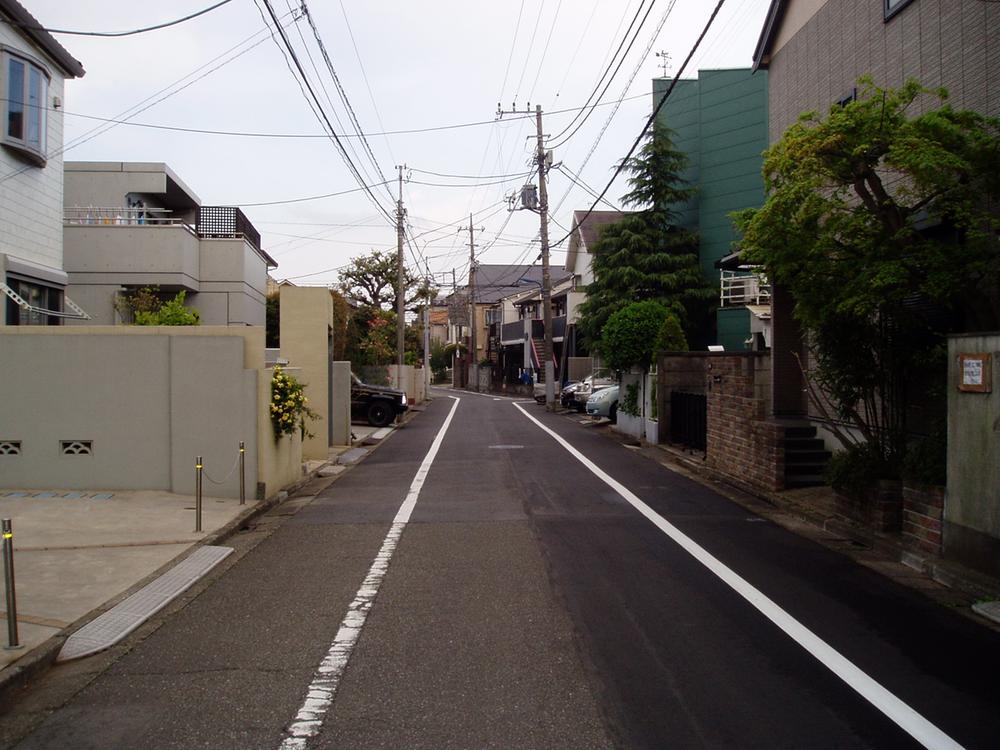 Local photos, including front road. Local (July 2013) Shooting