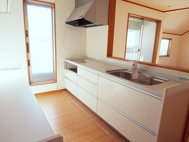 Kitchen. Interior photo (than the other building)