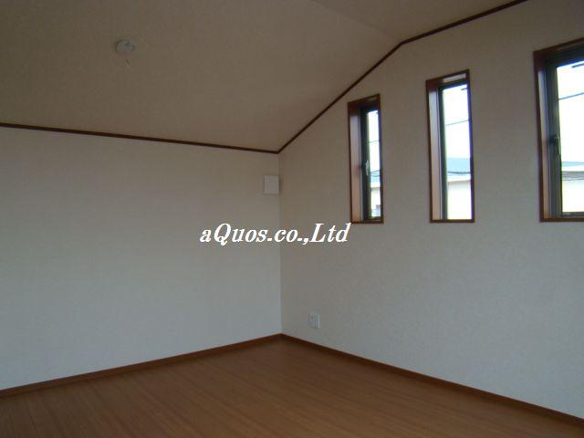 Same specifications photos (Other introspection). Same specifications