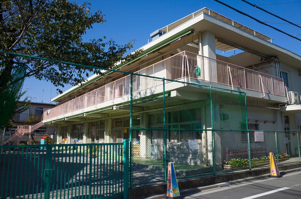 Other. 75m to the west Saginomiya nursery (1 minute)