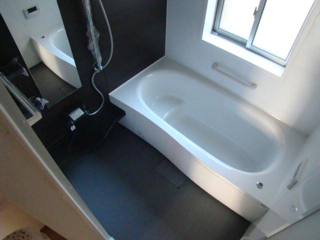 Bathroom. Indoor (12 May 2013) Shooting