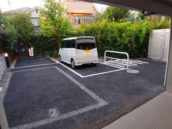 Parking lot