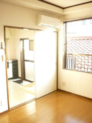 Living and room. Beautiful flooring.