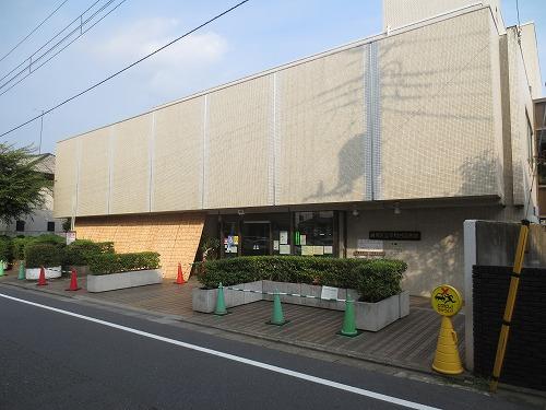 library. 355m to Nerima Heiwadai Library