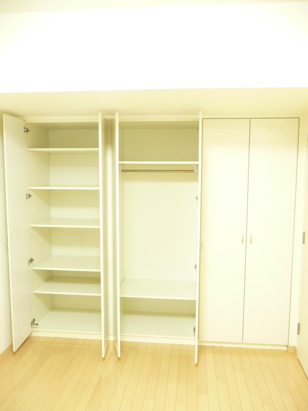 Receipt. Western-style 1 storage