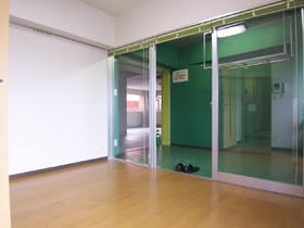 Living and room. ☆ In the room