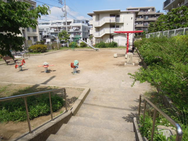 park. Kitamachi Wakaba 171m to children Amusement Park (Park)