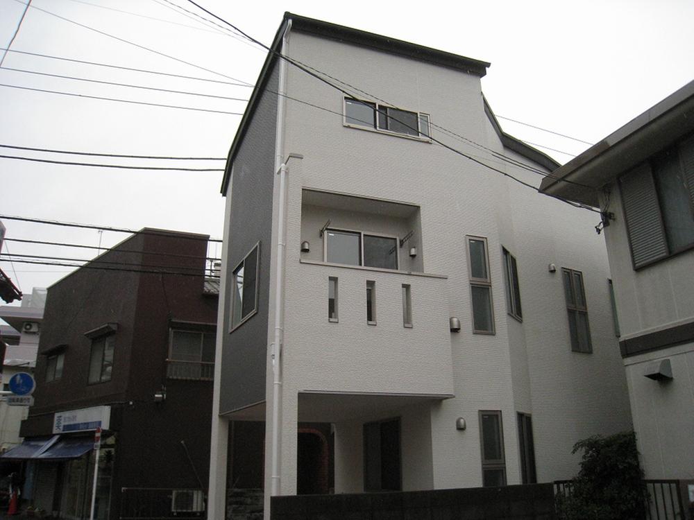 Local appearance photo