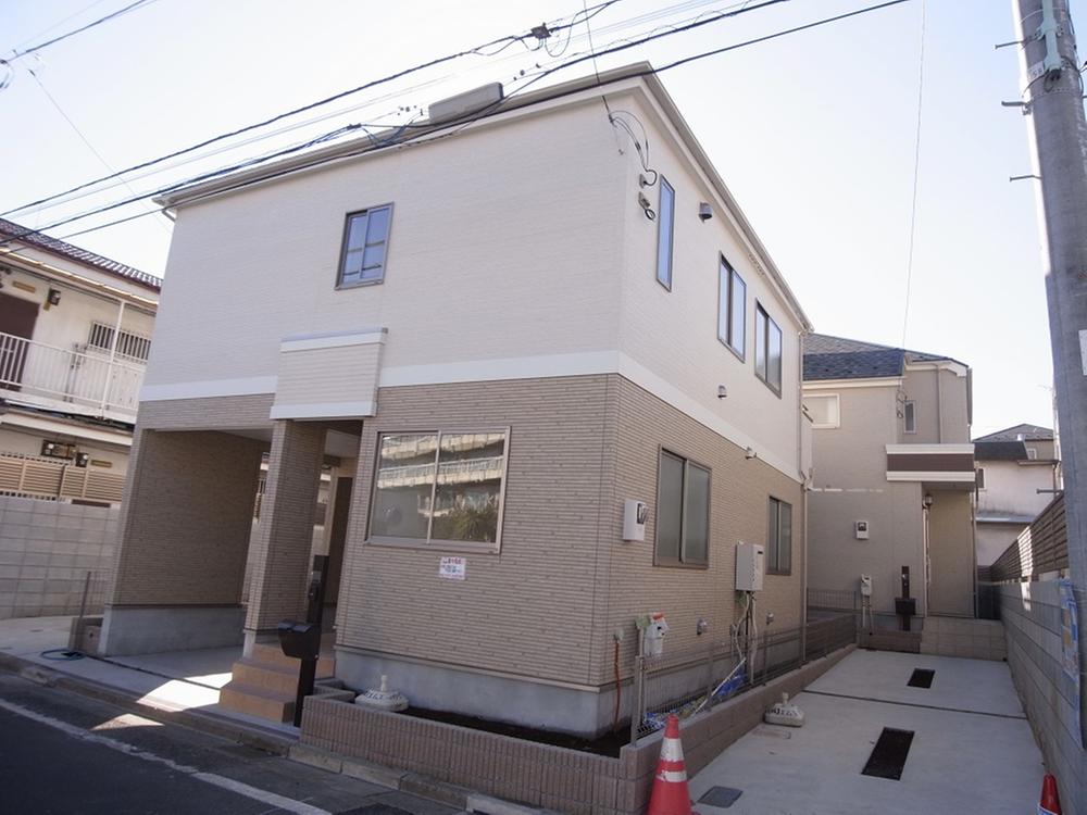 Local appearance photo