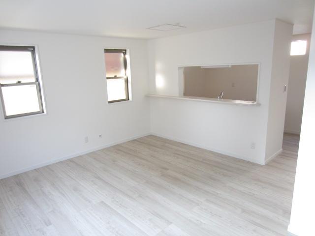 Living. Example of construction