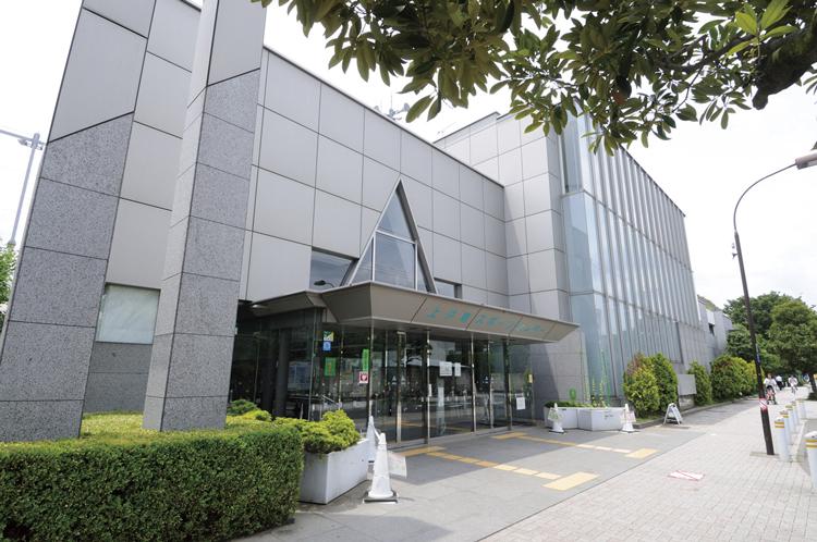 Other. A 15-minute walk of Kamiigusa sports center. Grand and tennis courts, gymnasium, Heated pool, There are facilities such as training, In order to maintain the health, Freely available by the purpose such as to widen the circle of people.