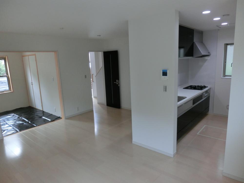 Living. Indoor (July 2013) Shooting