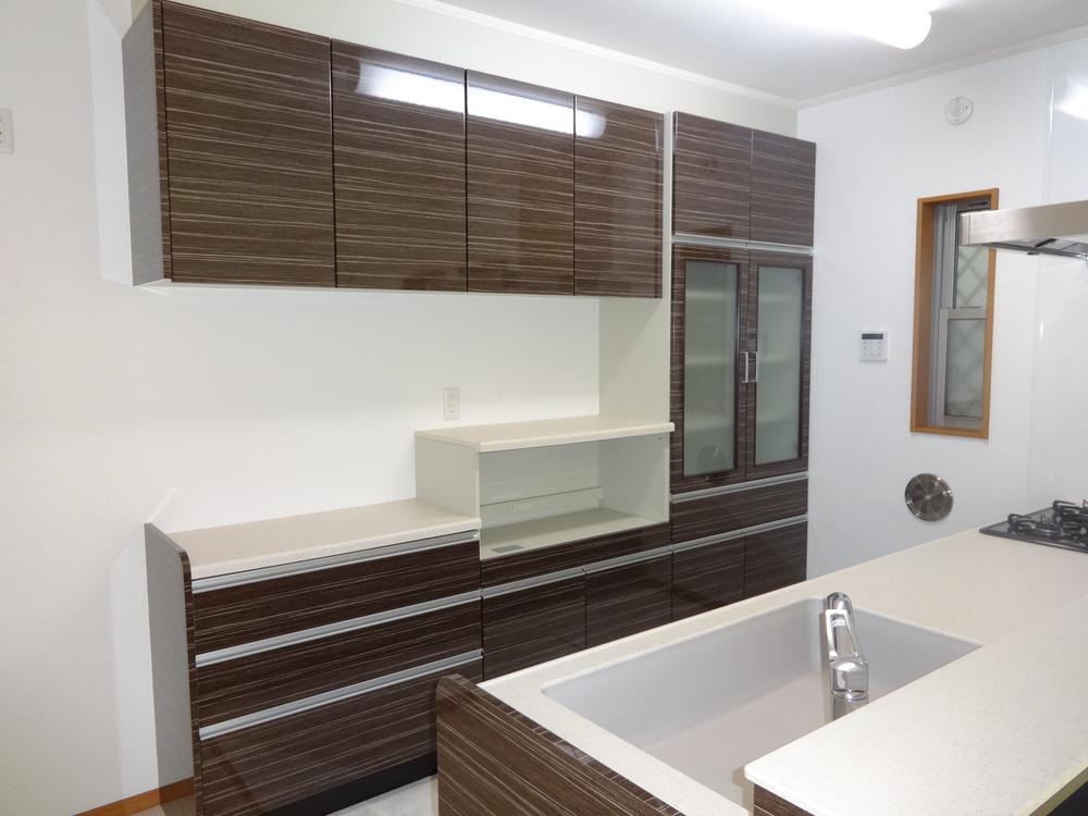 Kitchen. Indoor (11 May 2013) Shooting