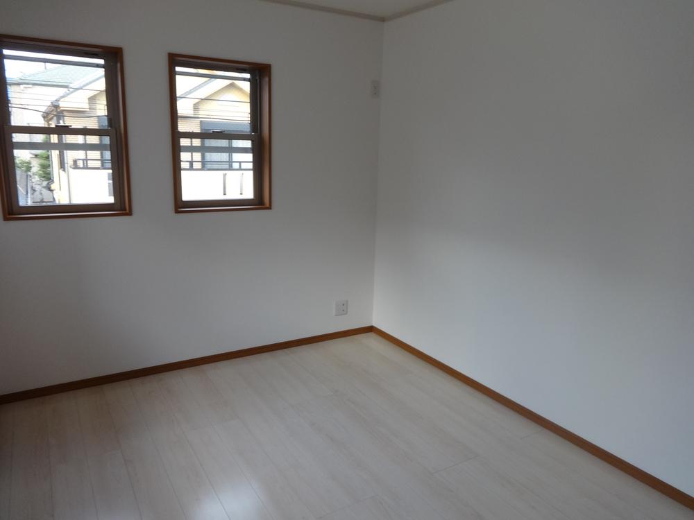 Non-living room. Indoor (11 May 2013) Shooting