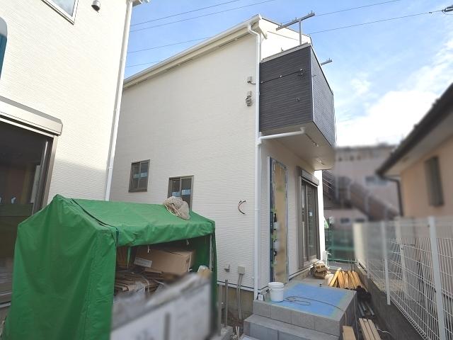 Local appearance photo. Nerima Minamiōizumi 5-chome Building 2 appearance 2013 / 12 / 17 shooting