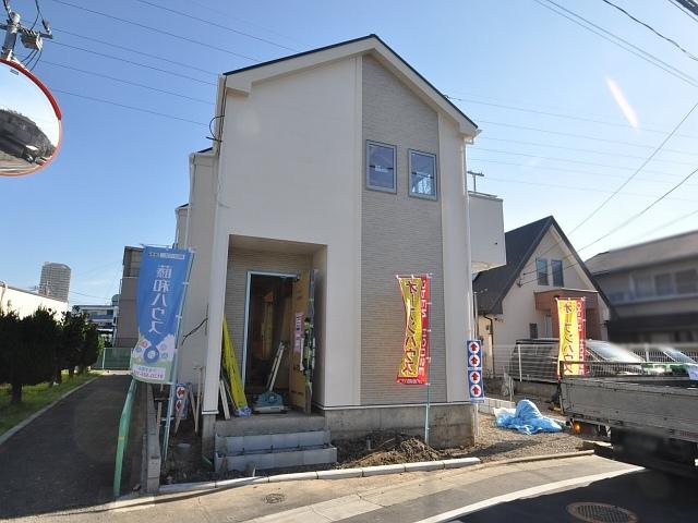 Local appearance photo. Nerima Minamiōizumi 5-chome, 1 Building appearance 2013 / 11 / 22 shooting